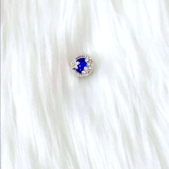 Flower Blue Gemstone And Mouse Head Bead - Picture 4 of 8